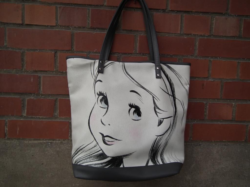 Sac à main pour femme (Disneyland Paris) Alice, Bijoux, Sacs & Beauté, Sacs | Sacs Femme, Utilisé, Sac à main, Blanc, Envoi