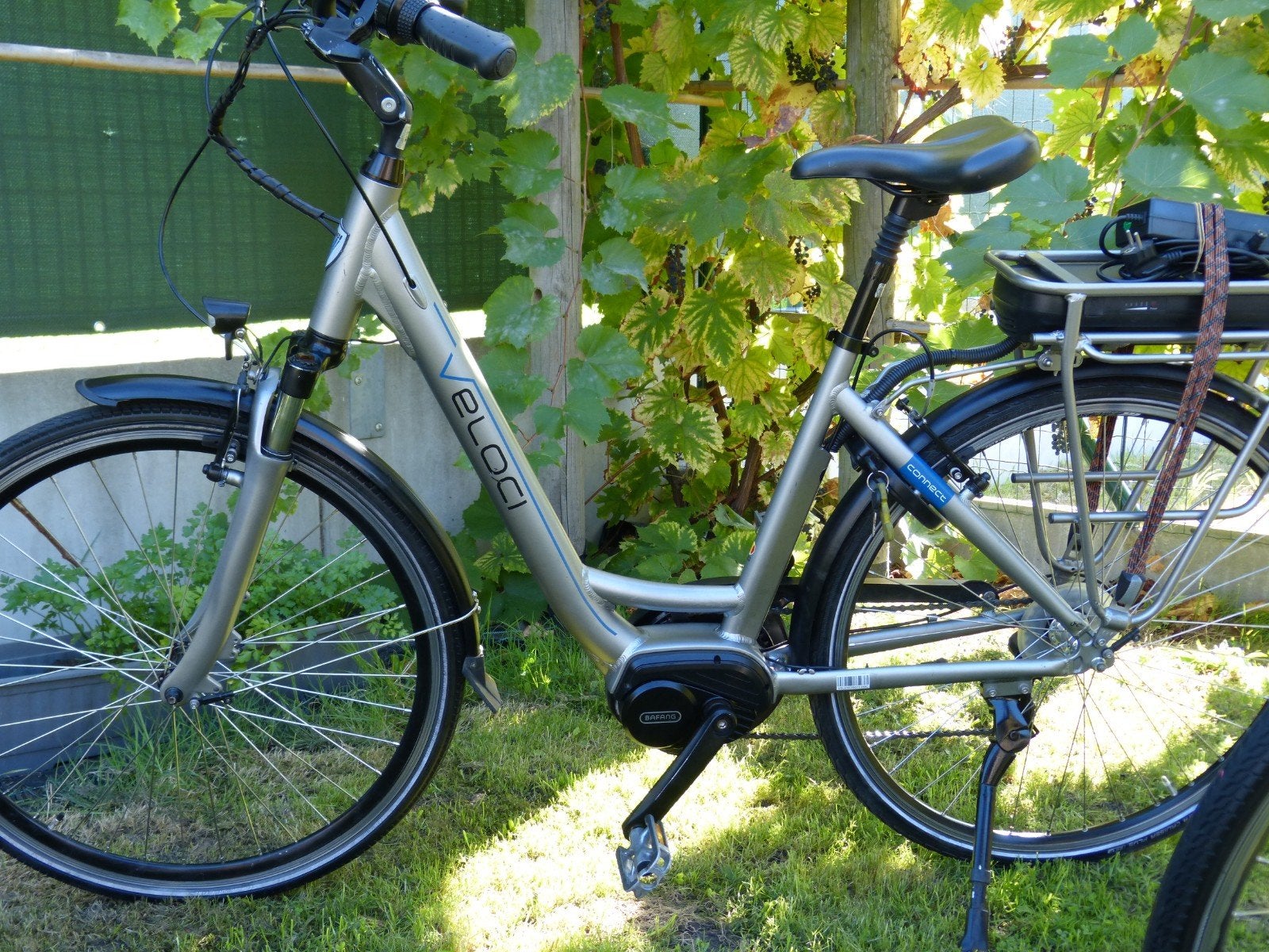 zo als nieuwe elektrische damesfiets Veloci Connect, Autres marques, 47 à 51 cm, 50 km par batterie ou plus, Comme neuf