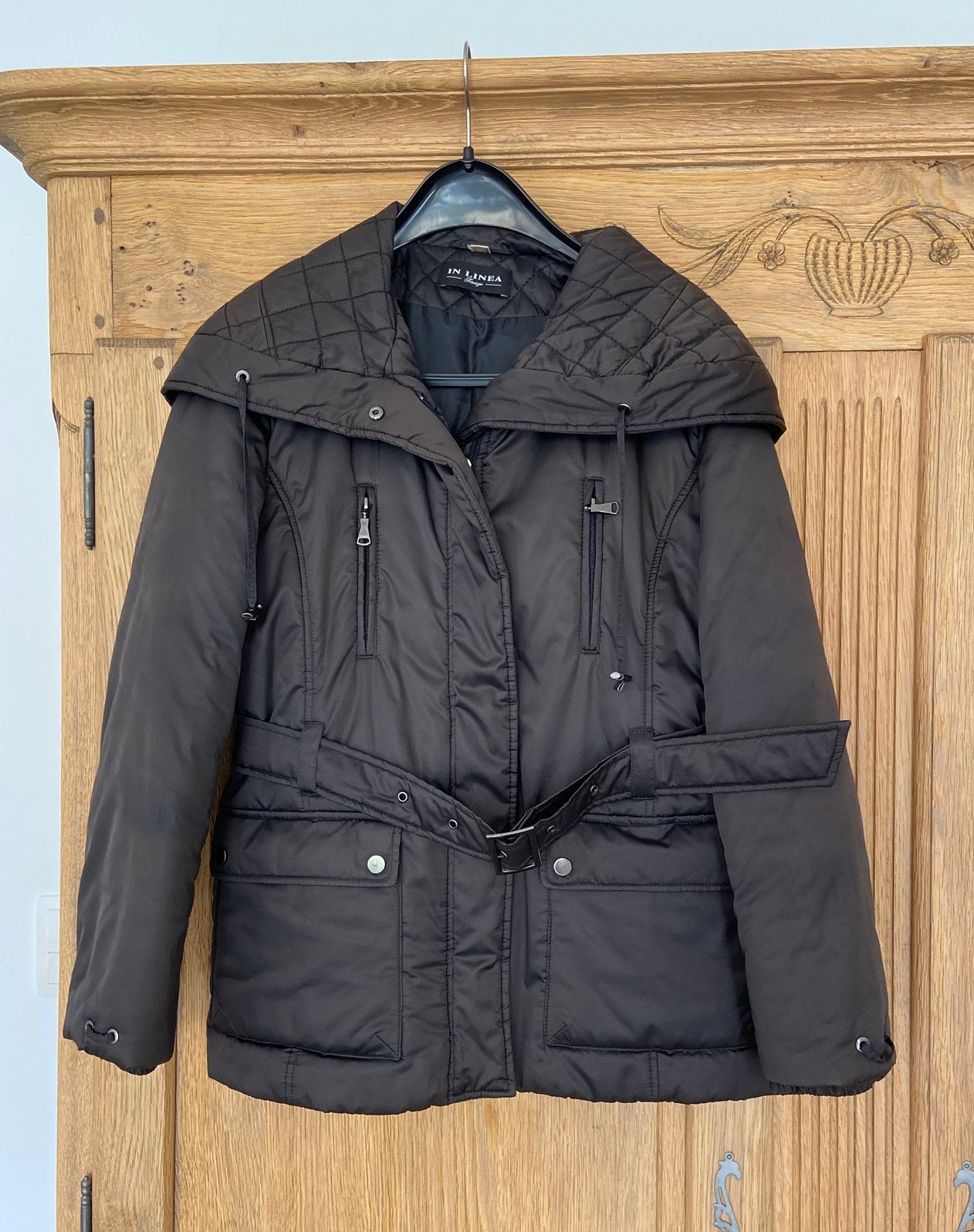 Zwarte winterjacket, wintervest maat 40, Kleding | Dames, Ophalen of Verzenden, Zo goed als nieuw, Maat 38/40 (M), Zwart