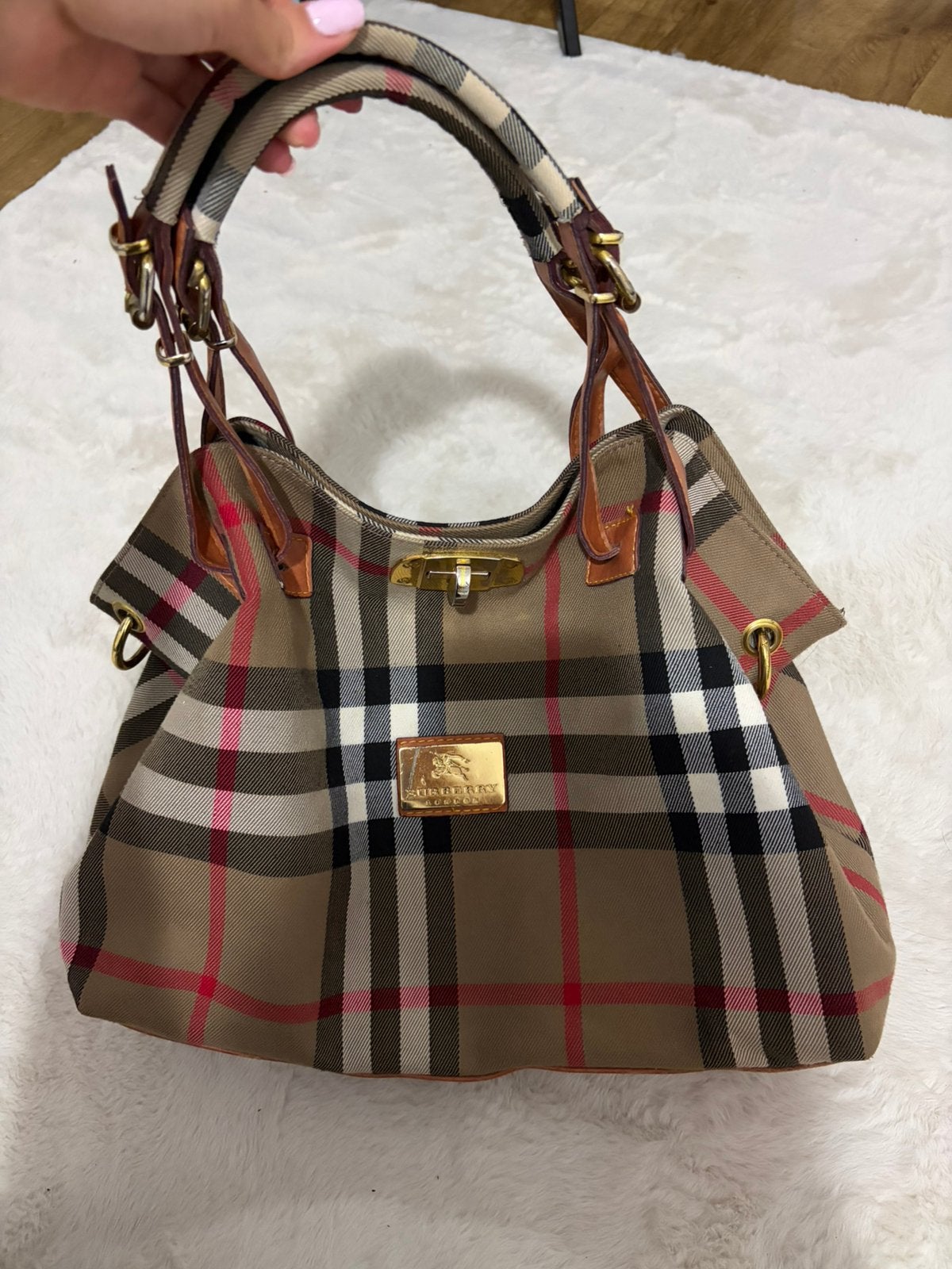 Burberry tas, Handtassen en Accessoires, Tassen | Damestassen, Ophalen of Verzenden, Zo goed als nieuw