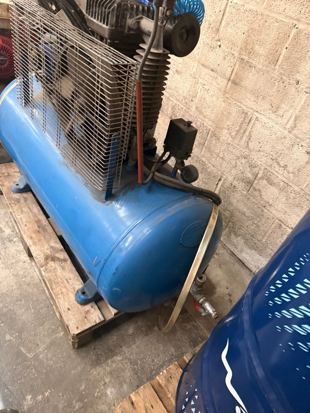 Compressor, 25 tot 100 liter, Ophalen, Gebruikt, 6 tot 10 bar