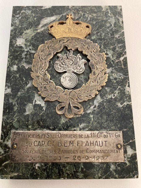 cadeau d'adieu en marbre Grenadiers, Collections, Envoi, Armée de terre, Objet d'art