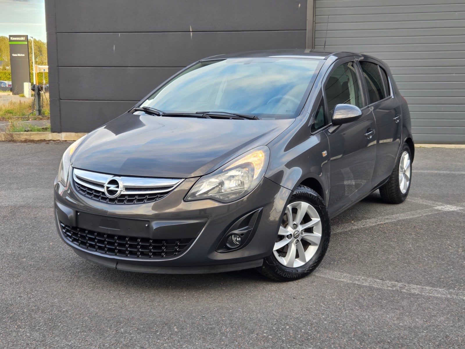 Opel Corsa Cosmo 1 2i Essence GPS Contrôle technique OK, Autos, Euro 5, Achat, Autres couleurs, 5 portes