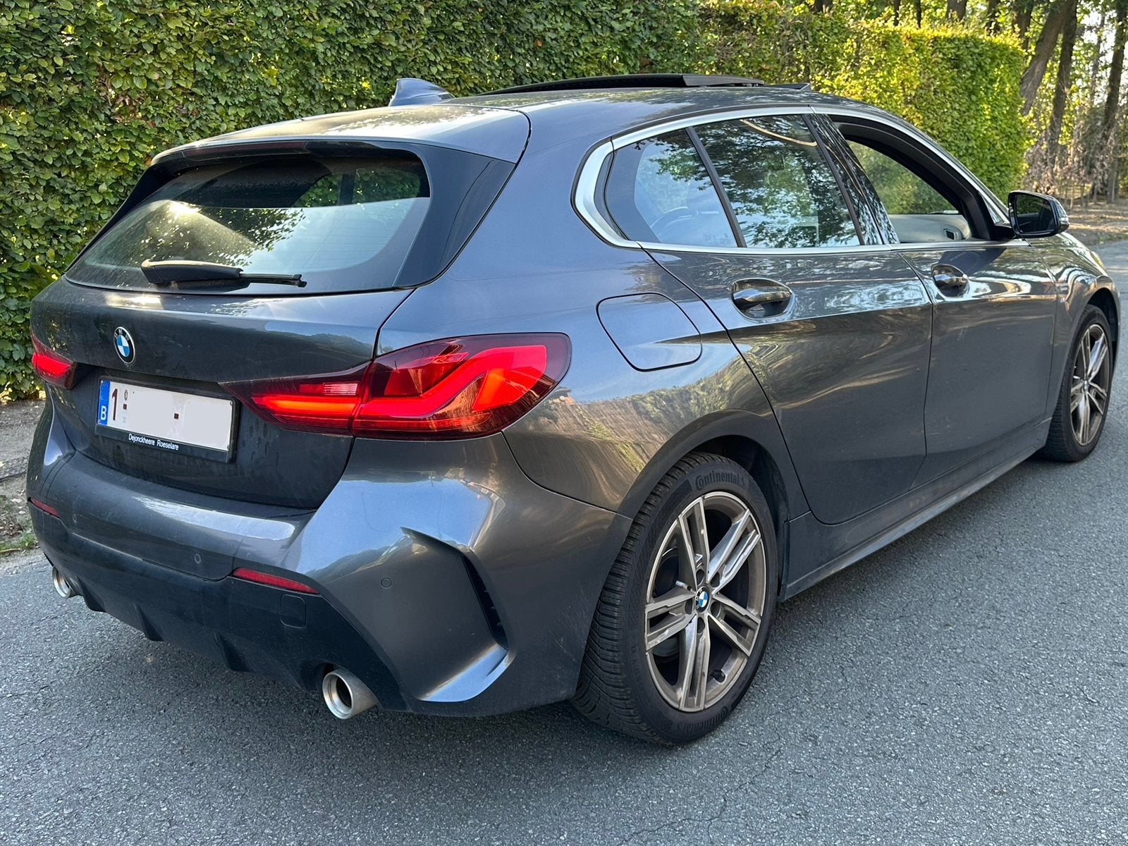 BMW 118d  ✅2021-150 pk ✅Pack M ✅Panoramik - 102.000 km, Dealer onderhouden, 1 Reeks, Bi-Xenon koplampen, Leder en Stof