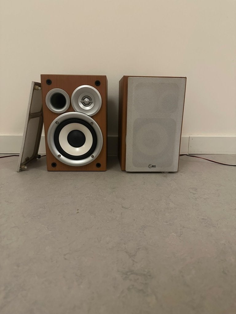 LG Speakers, Audio, Tv en Foto, Ophalen, Gebruikt, Boekenplank luidspreker, Overige merken