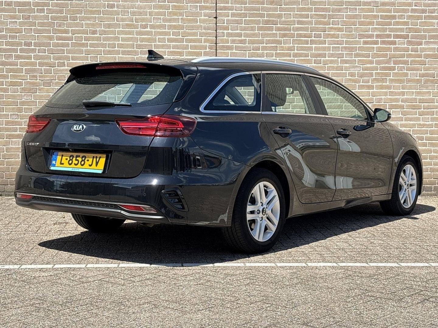 Kia cee'd Sportswagon 1.0 T-GDi DynamicLine | € 5.750,- NETT, Autos, Kia, Achat, Boîte manuelle, Break, Autres couleurs