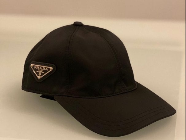 chapeau Prada neuf, Enlèvement, Casquette, Prada, Comme neuf