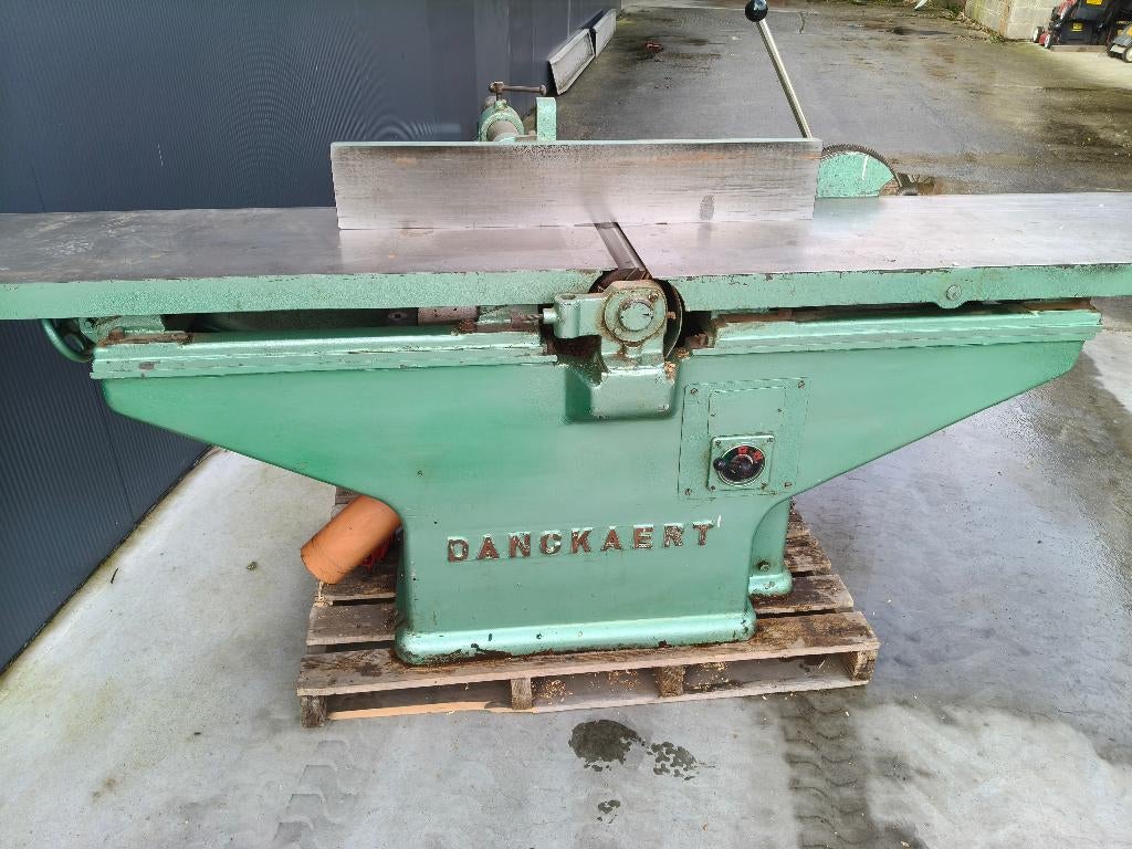 schaaf / vlakbank 40 cm breed 4 messen, Ophalen