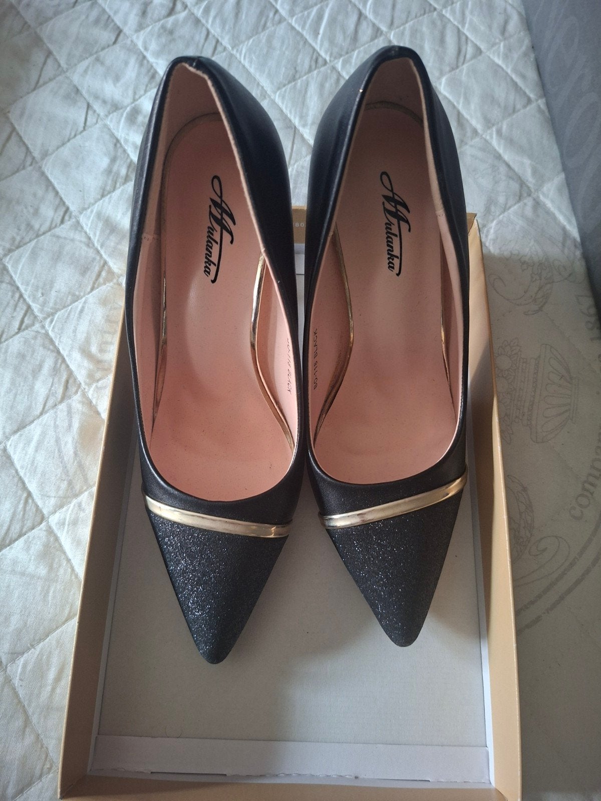 Belles paires  de chaussures femme – pointure 39 
Élégantes, Kleding | Dames, Schoenen, Ophalen