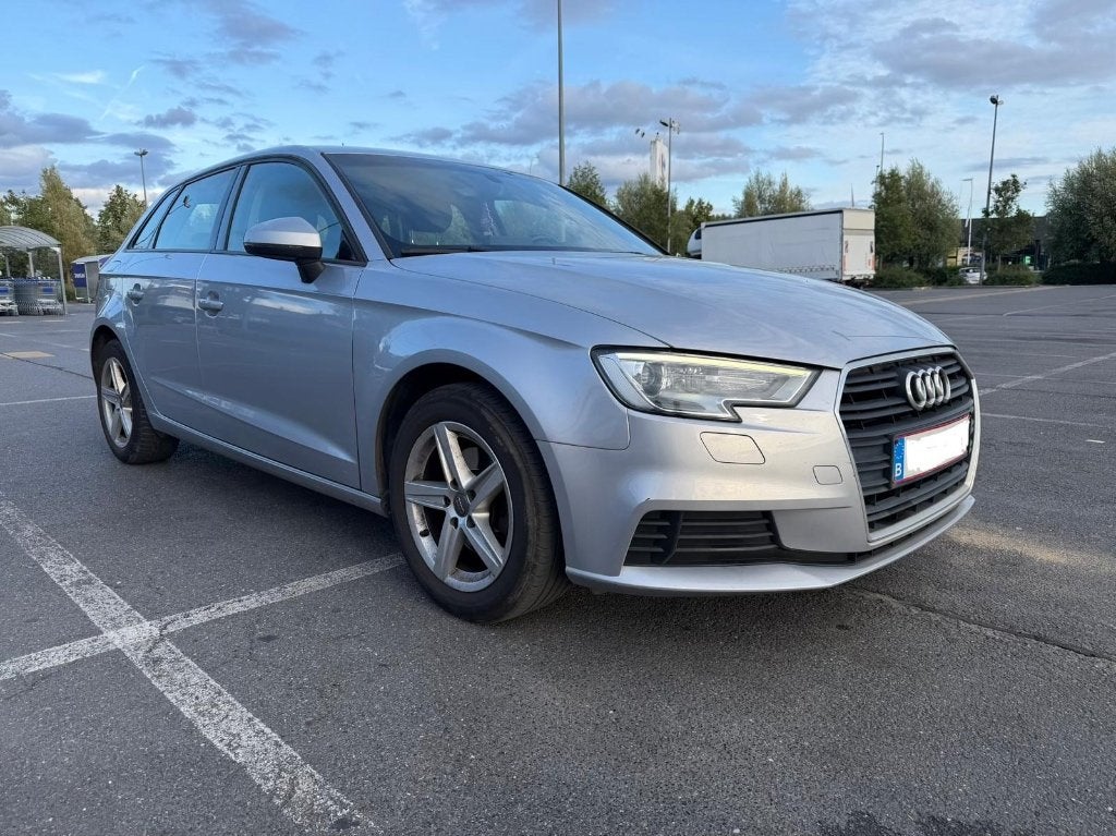 Audi A3 Audi A3 2.0 TDI  /2017– Boîte manuelle 6 vitesses, Argent ou Gris, Achat, Euro 6, Boîte manuelle
