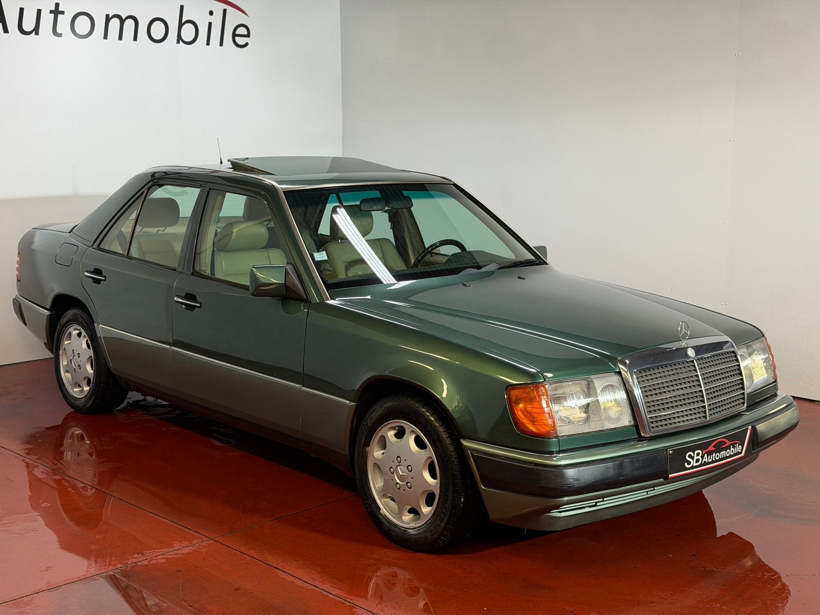 Mercedes-Benz E 320 W124 OLDTIMER/T-OUVRANT/AIRCO/GARANTIE//, foto 4