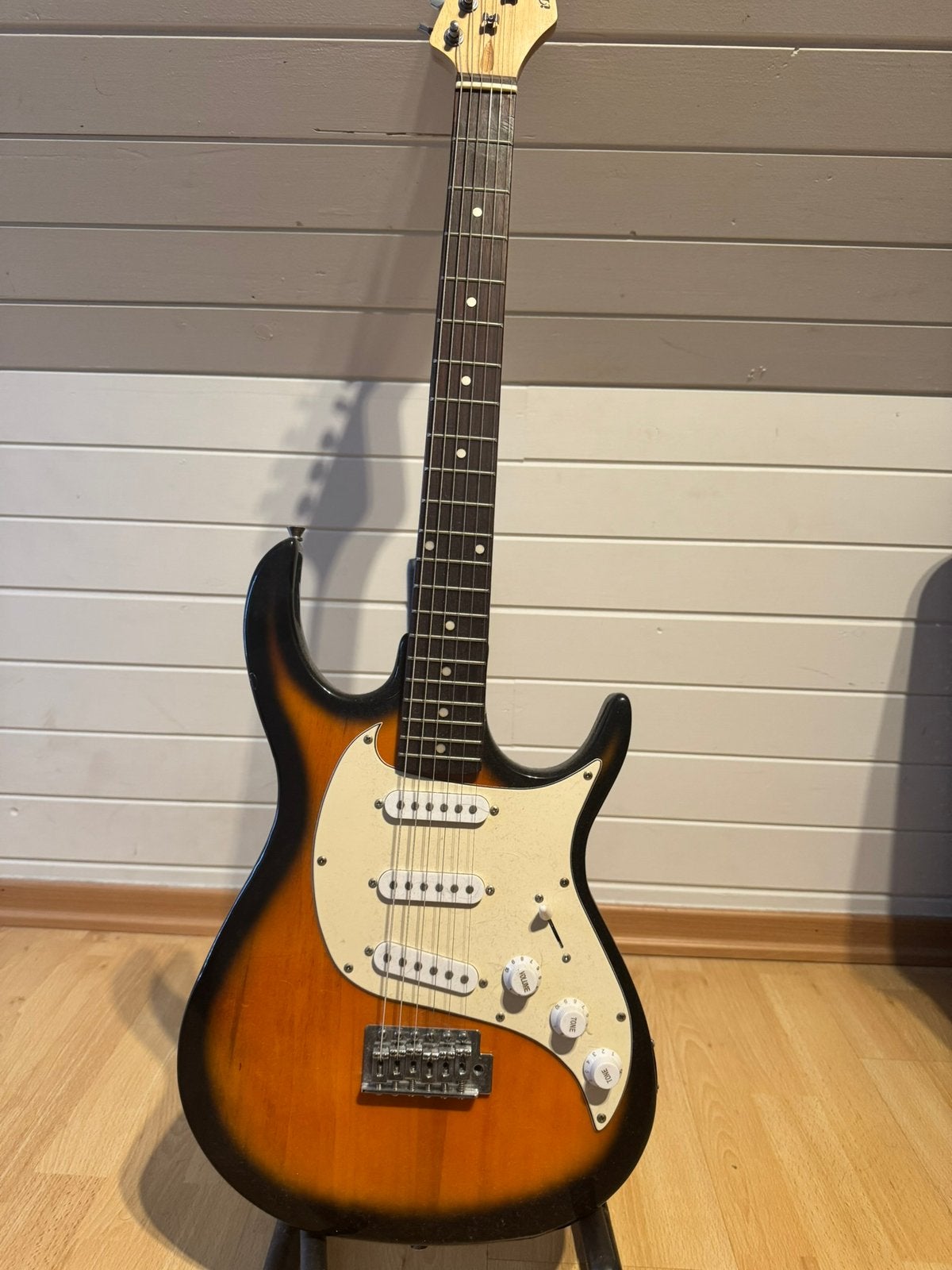 Gitaar Burswood+ GLX Knoxville Versterker, Enlèvement, Comme neuf