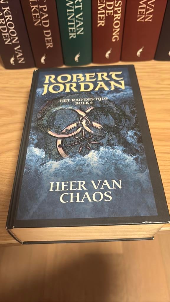 Robert Jordan - Heer van chaos, Ophalen, Robert Jordan