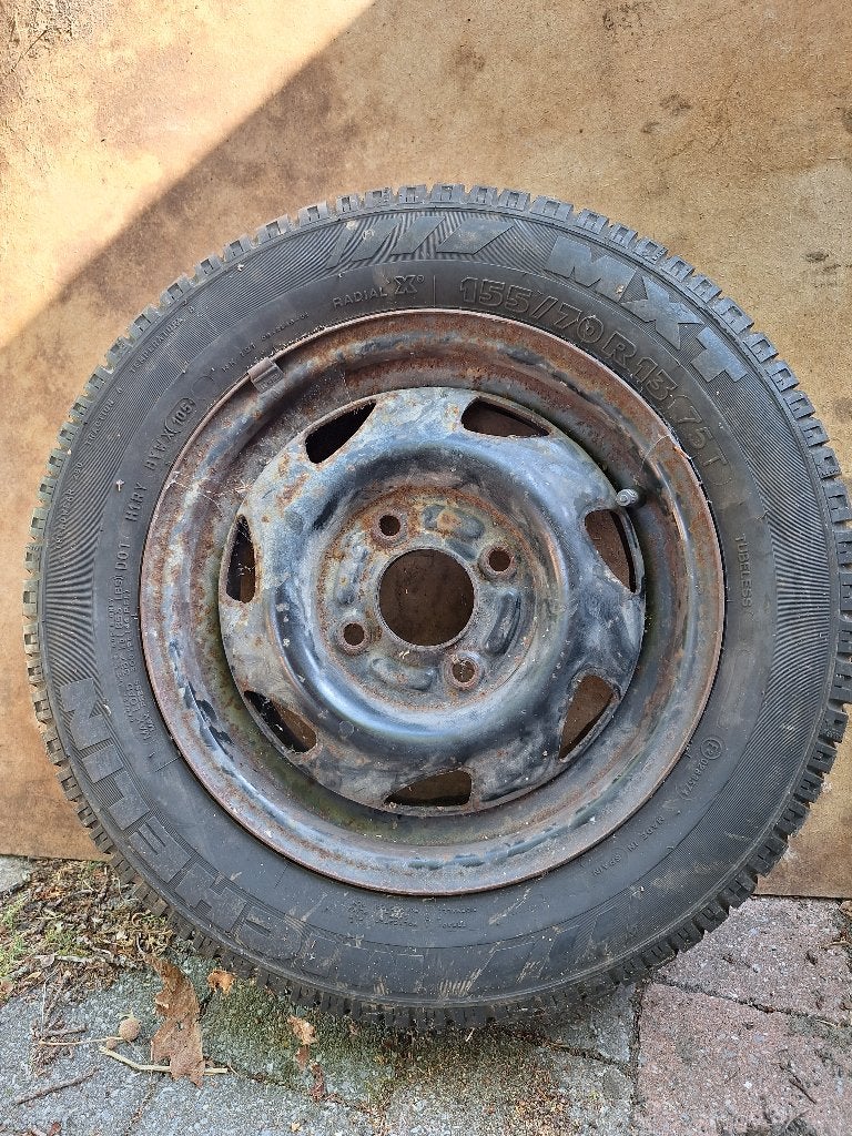 velg + band Michelin 155/70 R13, Auto-onderdelen, Banden en Velgen, Ophalen, Gebruikt, 155 mm, Banden en Velgen