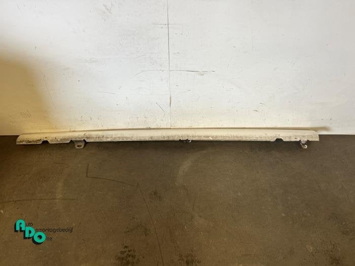 Jupe gauche d'un Volkswagen Polo (Polo 09-) (LB9A), Volkswagen, -, 3 mois de garantie, Utilisé