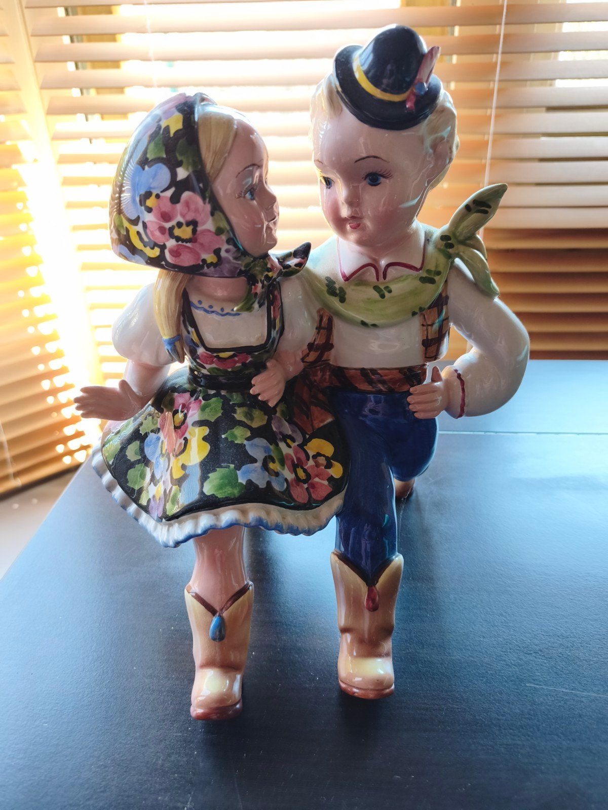 Vintage keramiek beeldje, Ophalen