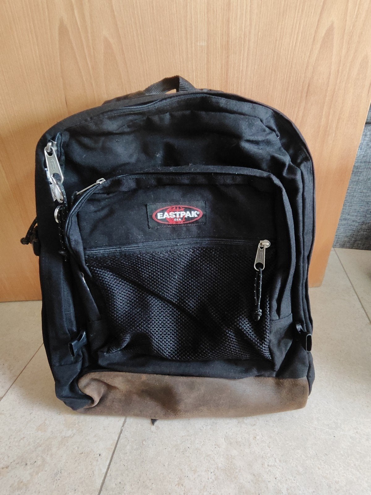 Kipling dubbele rugzak met leren onderkant, Ophalen, Zwart