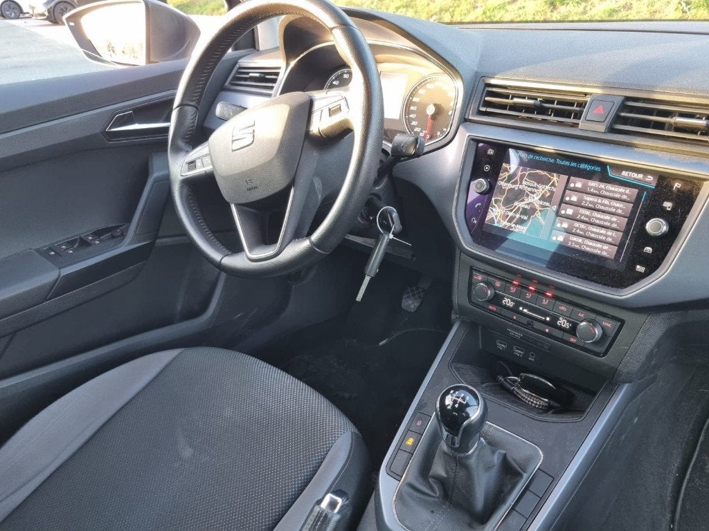 SEAT Arona 1.0 TSI Xcellence / CARPLAY / AIRCO / GPS, Autos, Argent ou Gris, Achat, 998 cm³, Entreprise