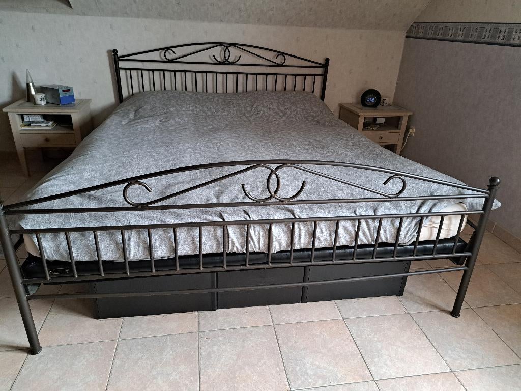 bedframe, Huis en Inrichting, Slaapkamer | Bedden, Ophalen, Gebruikt, Tweepersoons, 180 cm