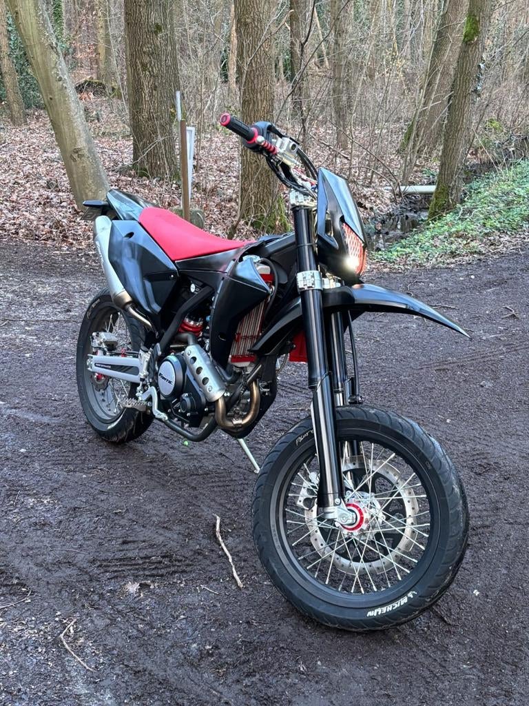 Moto te koop, Fietsen en Brommers, Ophalen