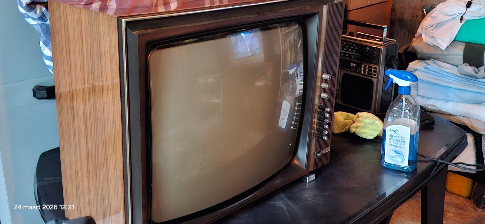 sbr zwart wit tv op lampen, TV, Hi-fi & Vidéo, Enlèvement