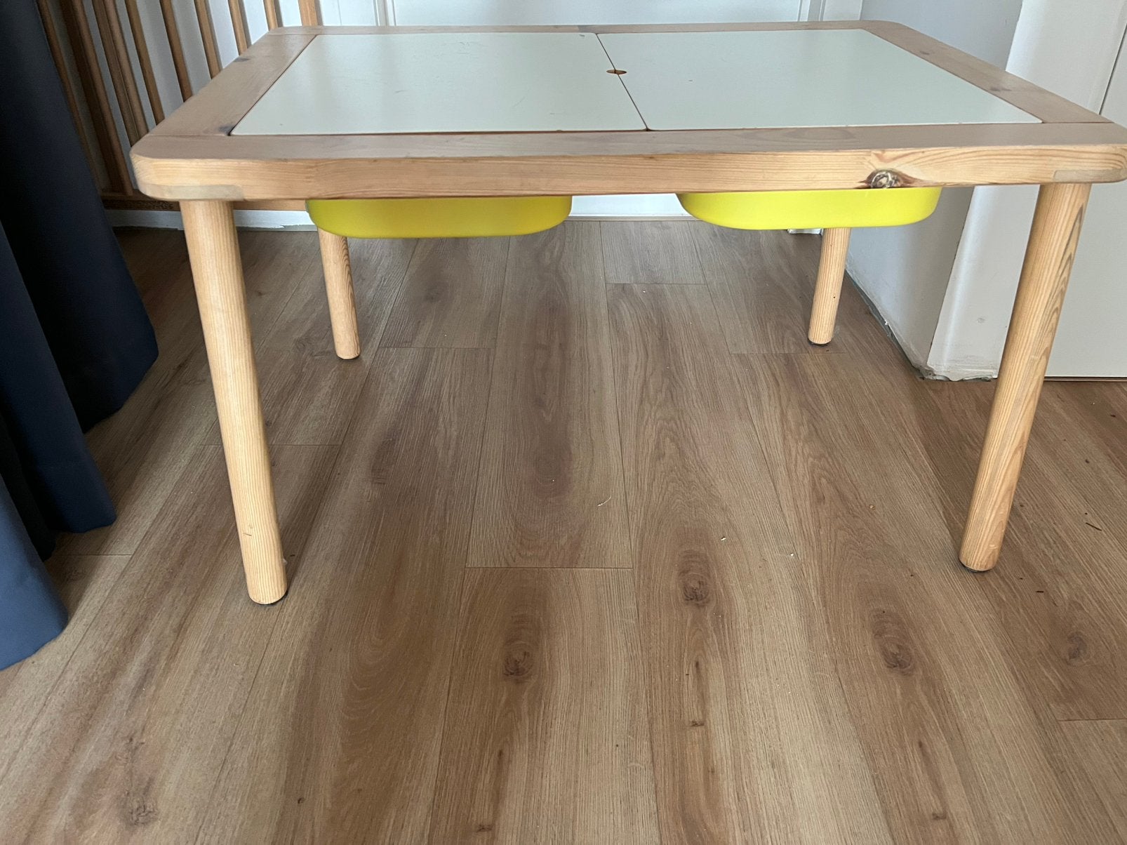 Speeltafel kinderen, Enlèvement, Utilisé, Table(s) et Chaise(s)