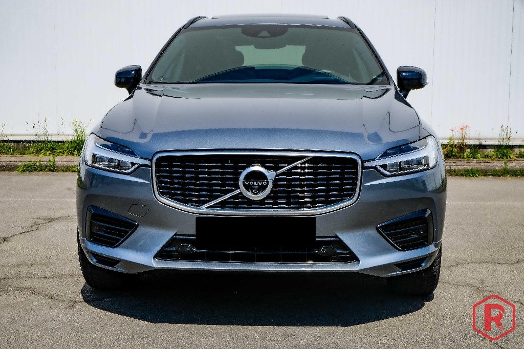 Volvo XC60 T8 R-Design AWD Pano HarmanKardon BTWwagen, Auto's, Volvo, Automaat, 4 cilinders, Leder, Bedrijf