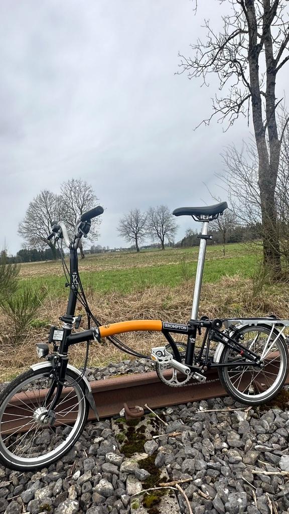 Brompton M6R Black hub dynamo 6 vitesses 2021, Vélos & Vélomoteurs, Vélos | Vélos pliables, Neuf, Vitesses, Brompton, Enlèvement