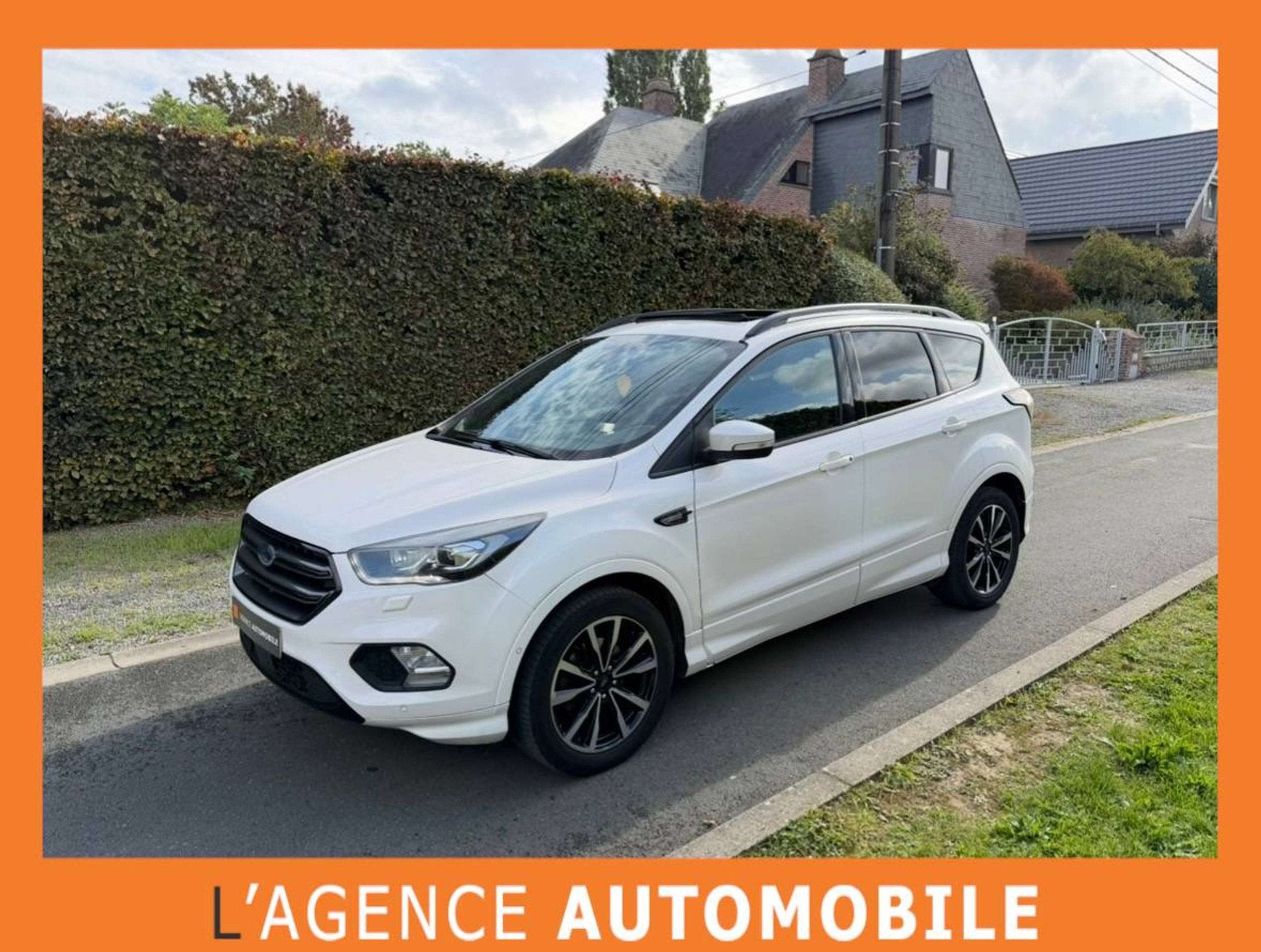 Ford Kuga 1.5 FWD ST Line - GARANTIE 12M - 3a, Autos, Achat, Entreprise, Boîte manuelle, Alcantara