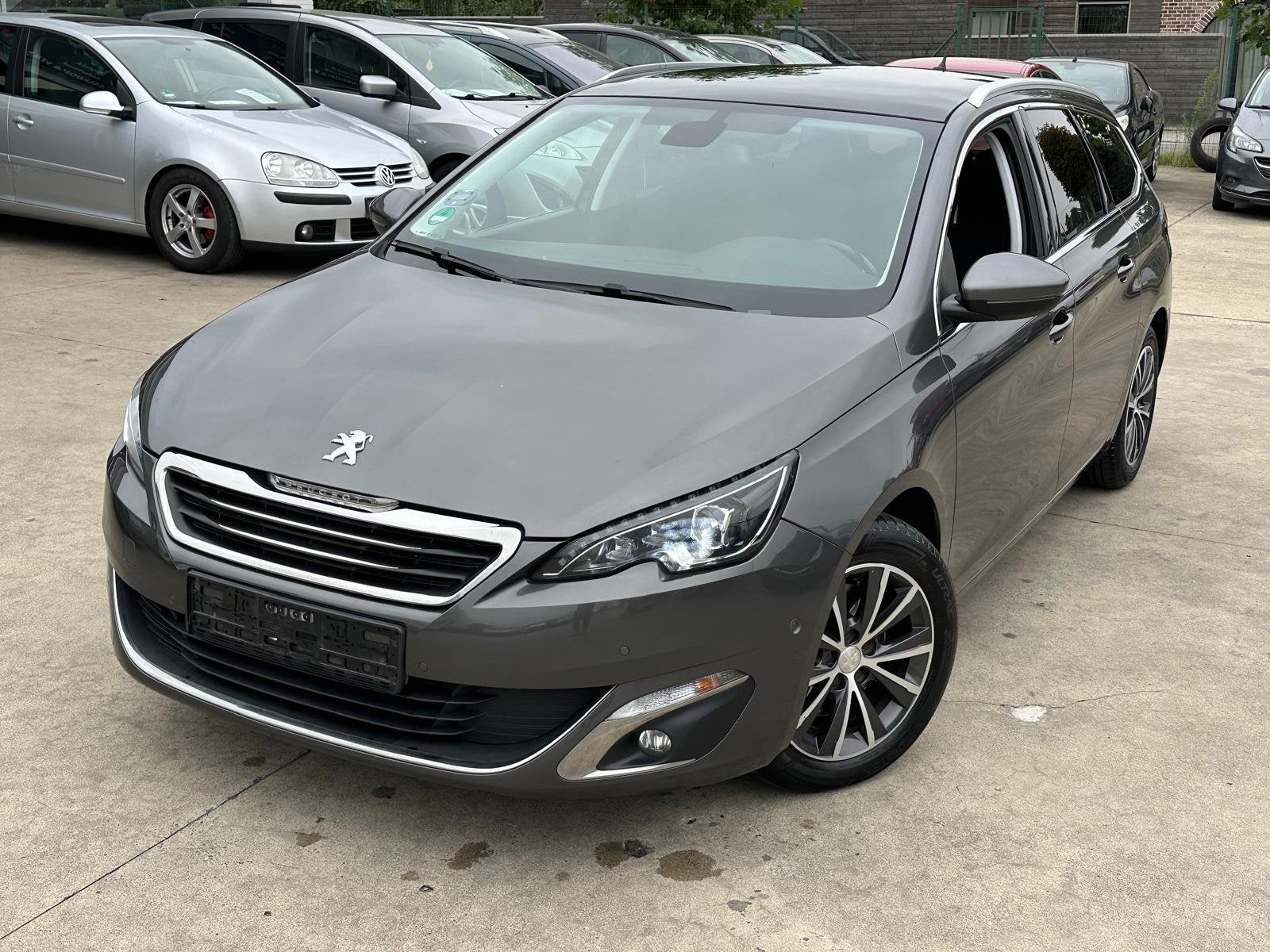 Peugeot 308 2L Diesel Automatique 2017, Autos, Capteur de lumière, Achat, Entreprise, Noir