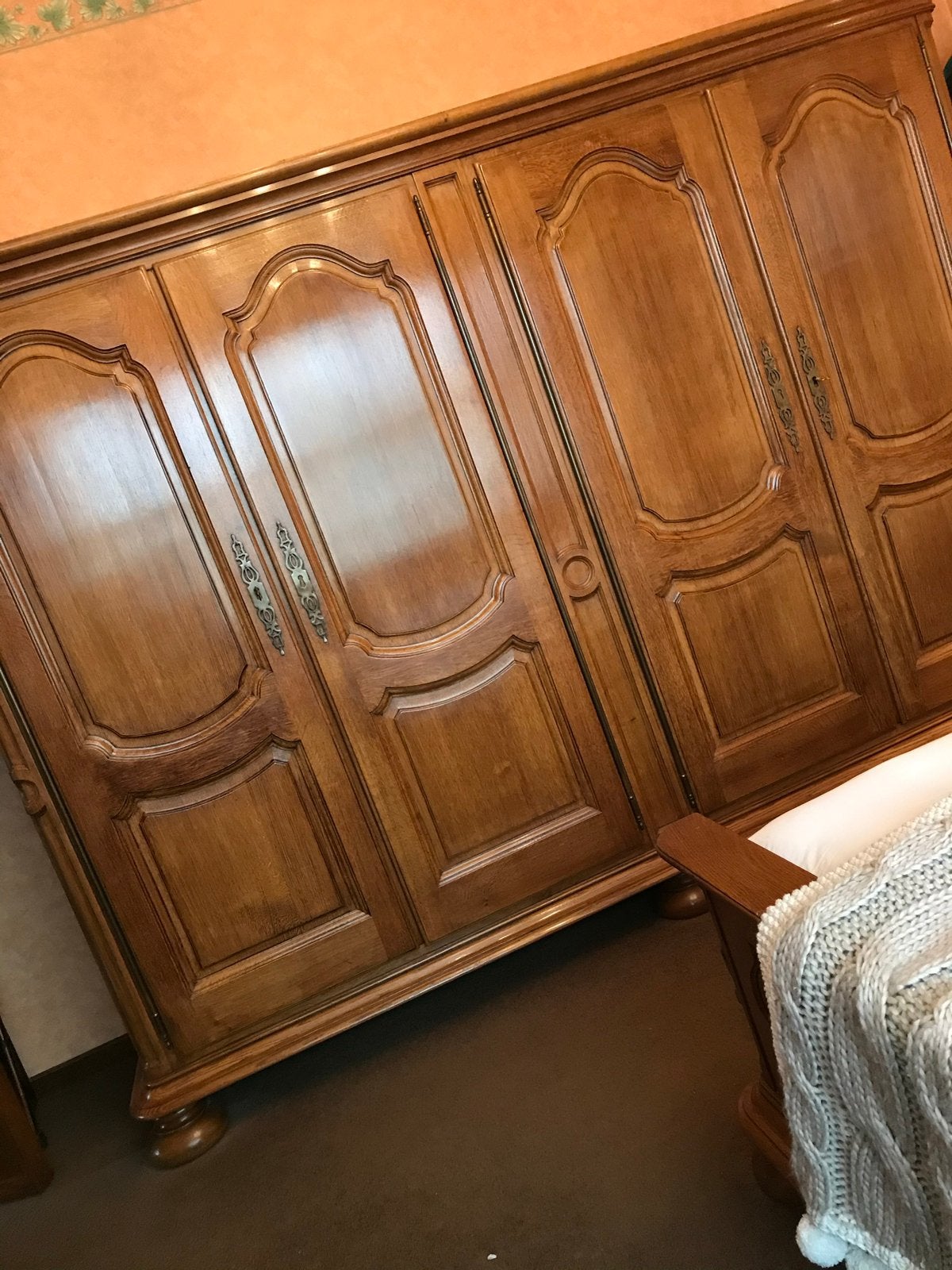 ARMOIRE EN CHÊNE FRANÇAIS 100 % MASSIF, Enlèvement, Comme neuf, Chêne, Klassiek