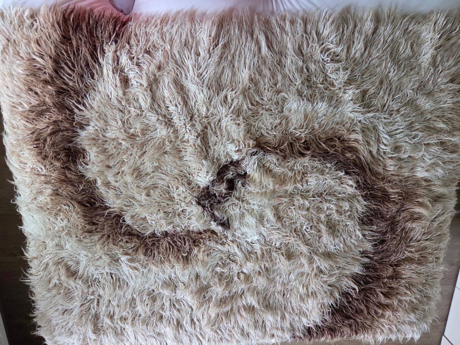 Tapis en laine dans les tons écru, beige et marron. 215 x 14, Maison & Meubles, Beige, Bobo stijl, Comme neuf, Enlèvement