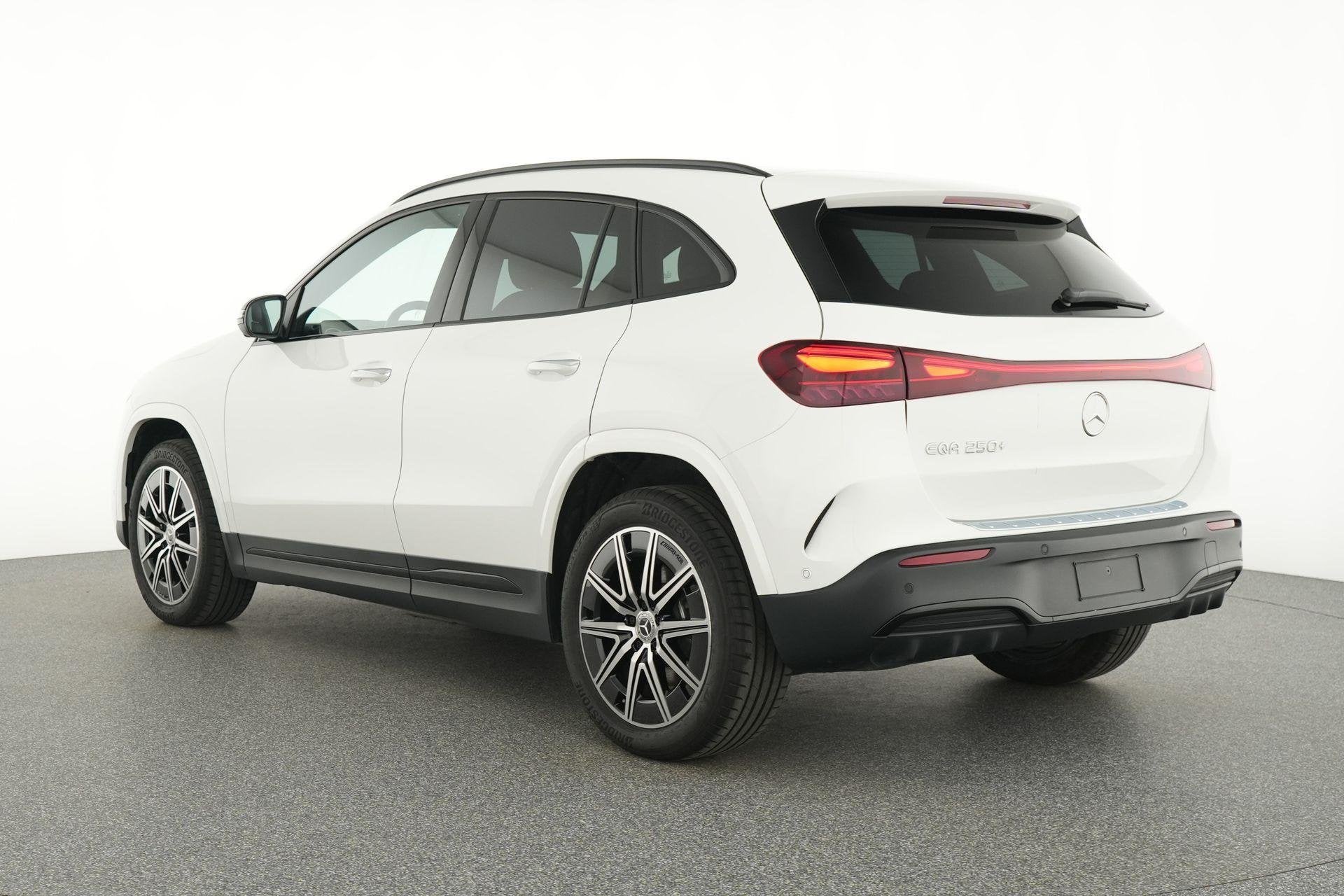 Mercedes-Benz EQA-Klasse 250+ AMG Line | Panoramisch Dak | B, Auto's, Mercedes-Benz, Stof, Wit, 5 zetels, 5 deurs