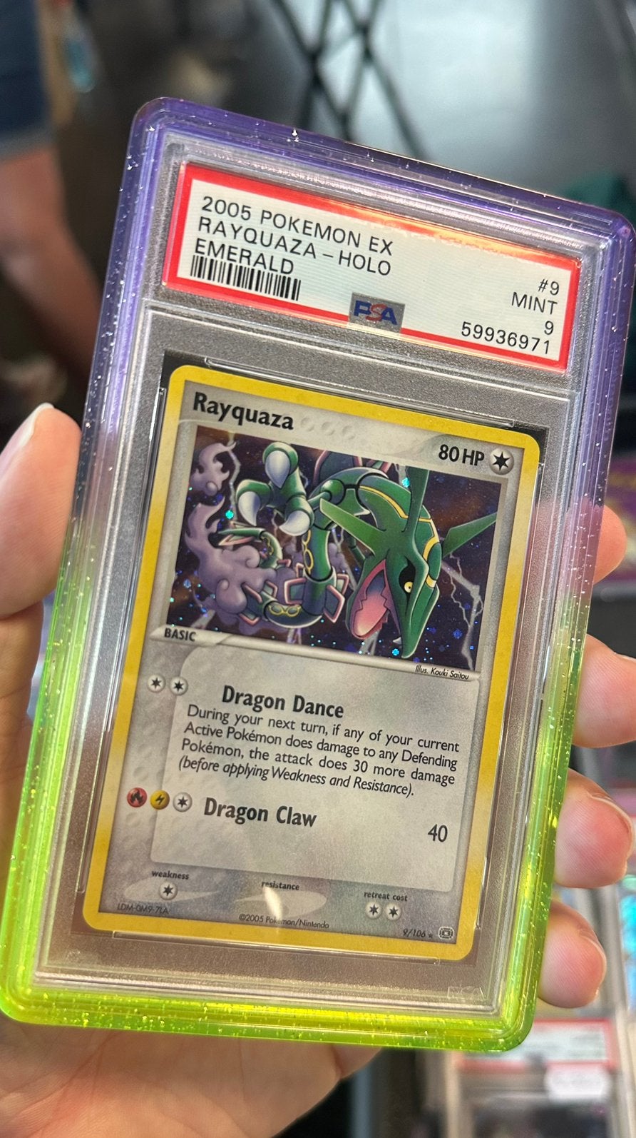Rayquaza Emerald HOLO (2005) - PSA 9, Ophalen of Verzenden, Zo goed als nieuw