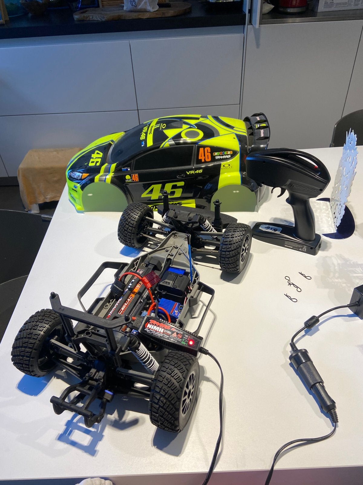 Race wagen met afstand bediening, Ophalen of Verzenden, Zo goed als nieuw