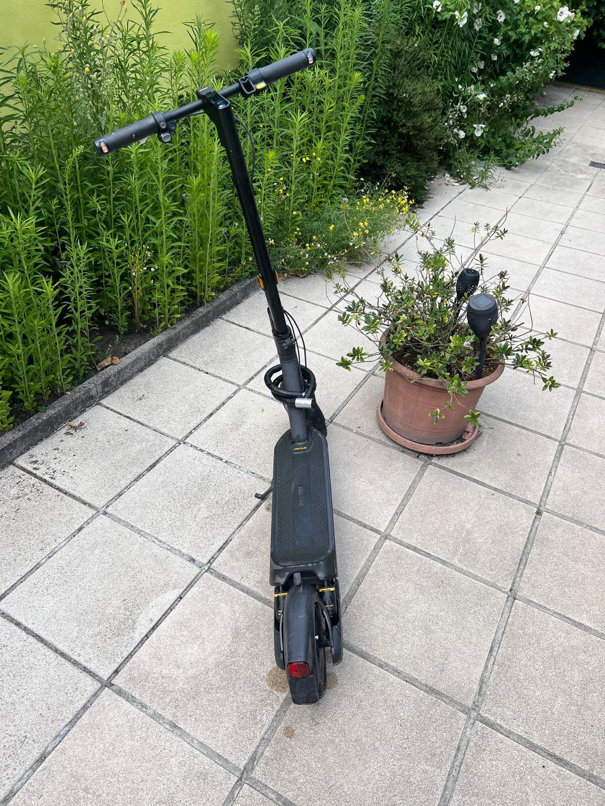 Ninebot G2 Max, Fietsen en Brommers, Steps, Ophalen of Verzenden, Zo goed als nieuw