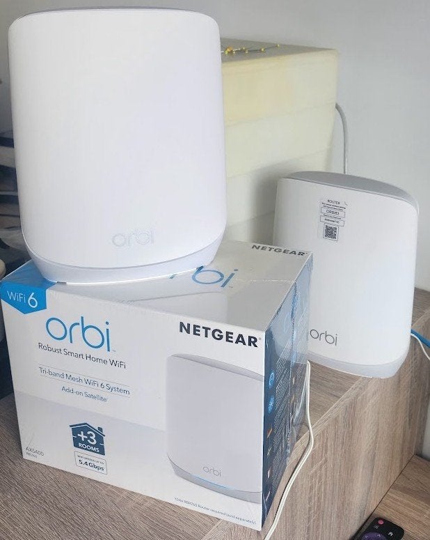 Netgear Orbi Wifi 6 Mesh Router system (3 Access Points), Enlèvement ou Envoi, Comme neuf, Netgear