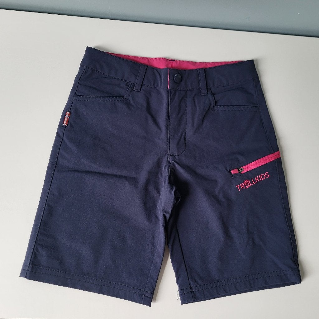 Wandelshort Trollkids maat 128, Meisje, Trollkids, Zo goed als nieuw, Ophalen
