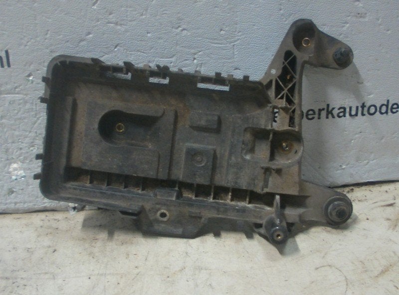 BAC A BATTERIE Volkswagen Caddy III (2KA,2KH,2CA,2CH), Volkswagen, Volkswagen AG, Utilisé, Kundenbetreuung@volkswagen.de