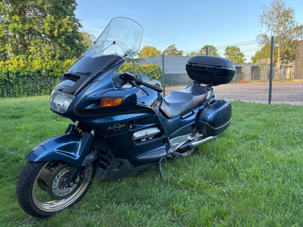 Honda st1100 Pan european