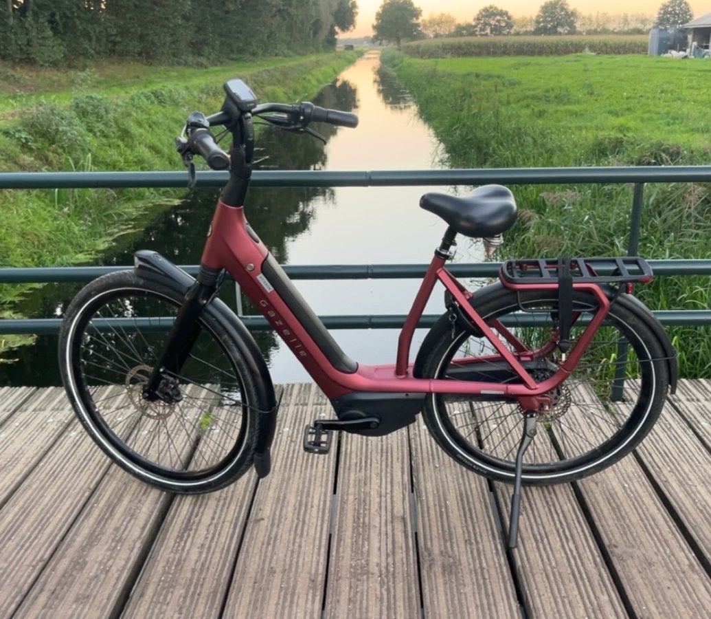 Gazelle avignon elektrische fiets E-bike bosch middenmotor, Fietsen en Brommers, 51 tot 55 cm, Ophalen of Verzenden, Zo goed als nieuw