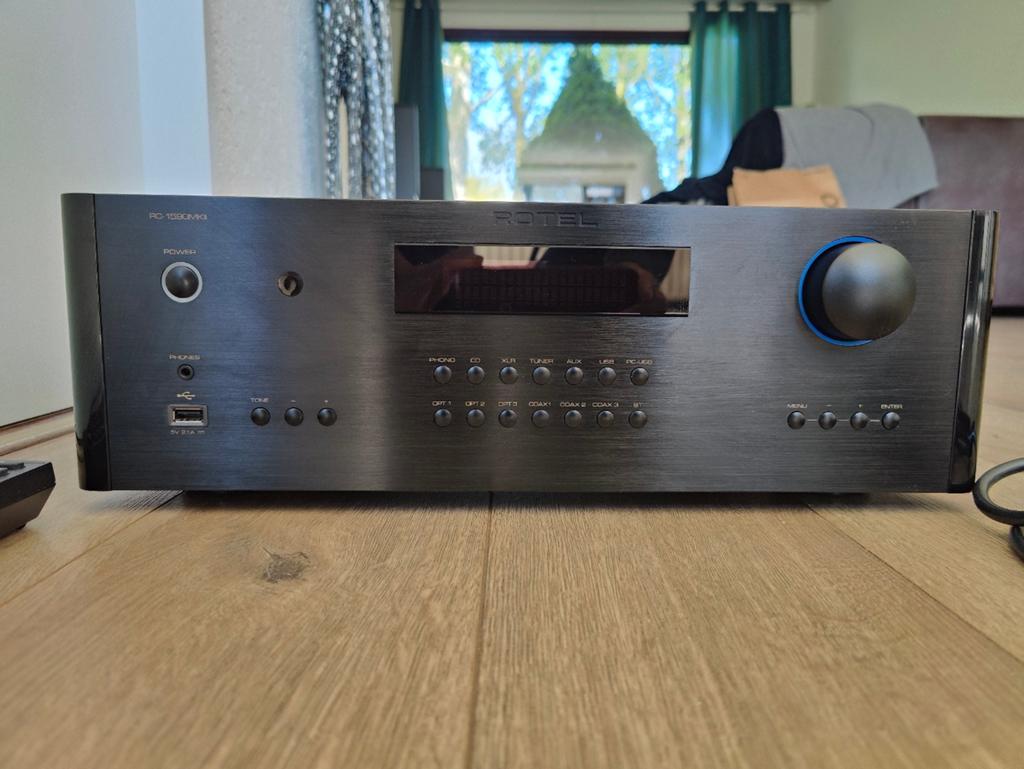Rotel RC-1590 MkII voorversterker, Ophalen of Verzenden