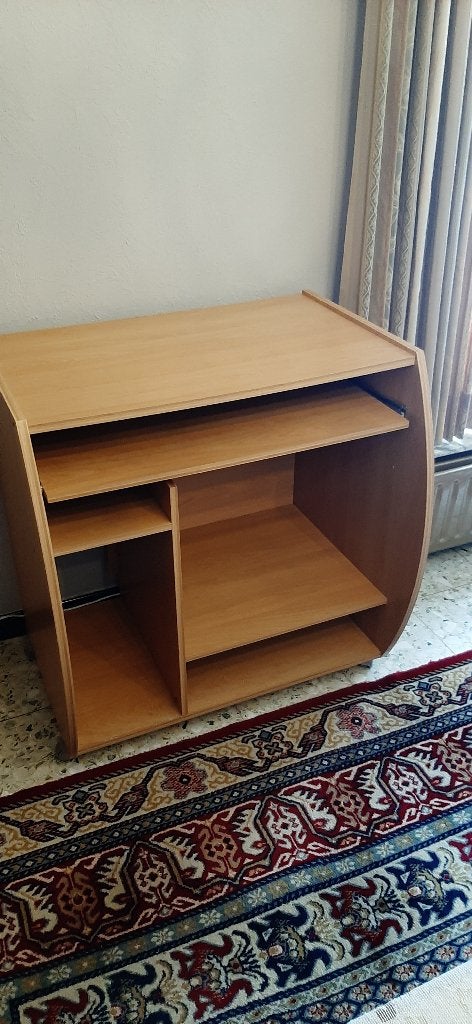 Computertafel in goede staat, Huis en Inrichting, Kasten | Computermeubels, Ophalen, Gebruikt