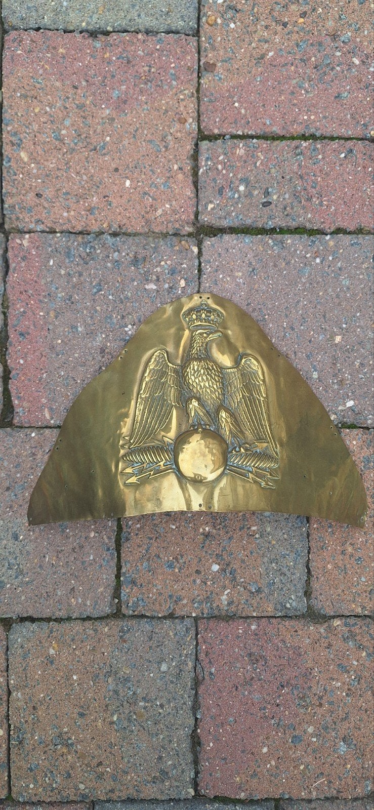 Plaque Bonnet à Poil 1er Empire, Enlèvement