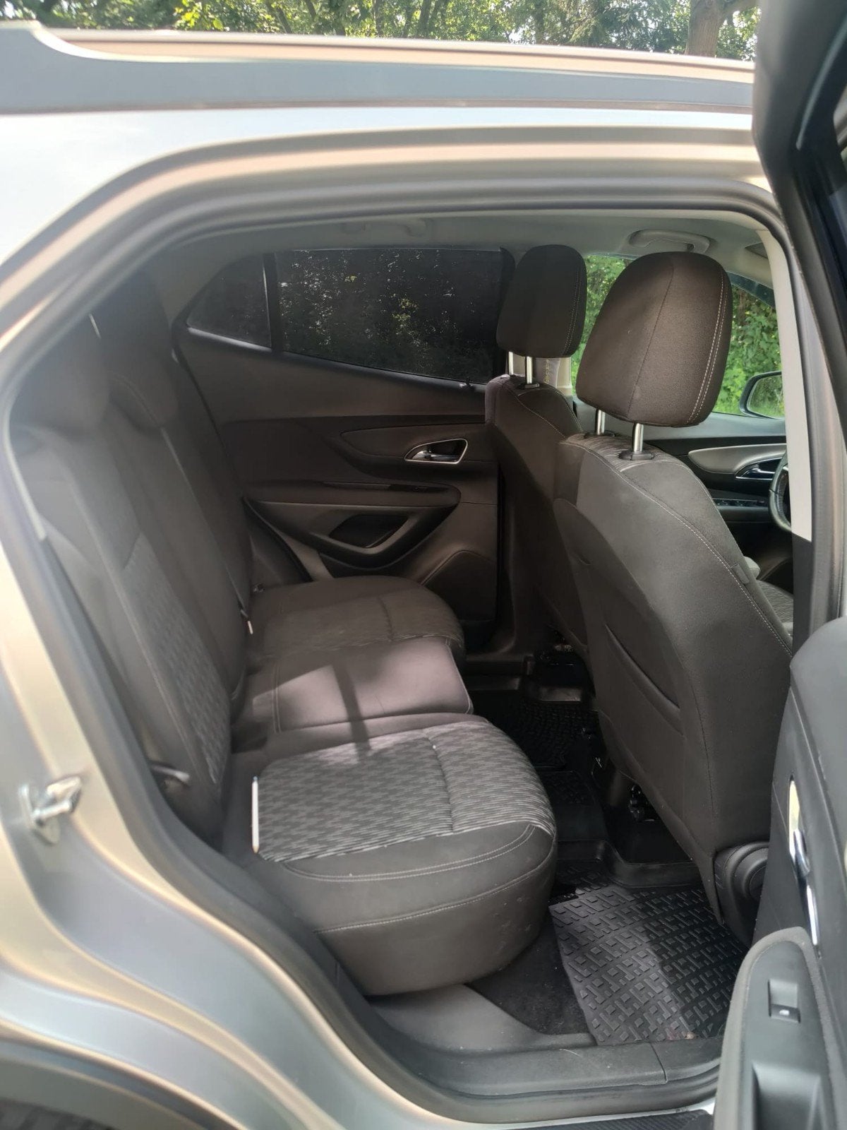 Ik heb nieuwe auto gekocht mijn telefoon nummer: 0479476079, Auto's, Stof, Zwart, 5 deurs, Particulier