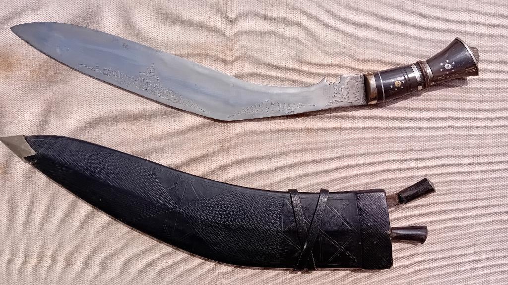 Zeer grote Kukri Gurkha dolk met kleine mesjes, Ophalen, Landmacht, Mes of Dolk