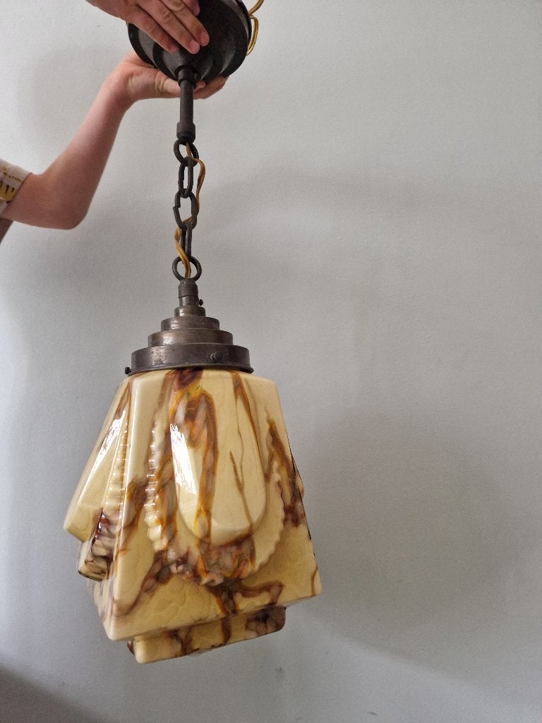 Art-deco hanglamp met gemarmerde glazen kap – jaren 1930, Ophalen