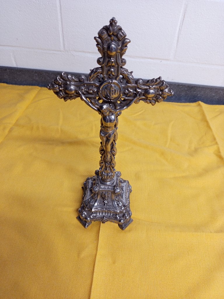 Grand crucifix, Enlèvement ou Envoi