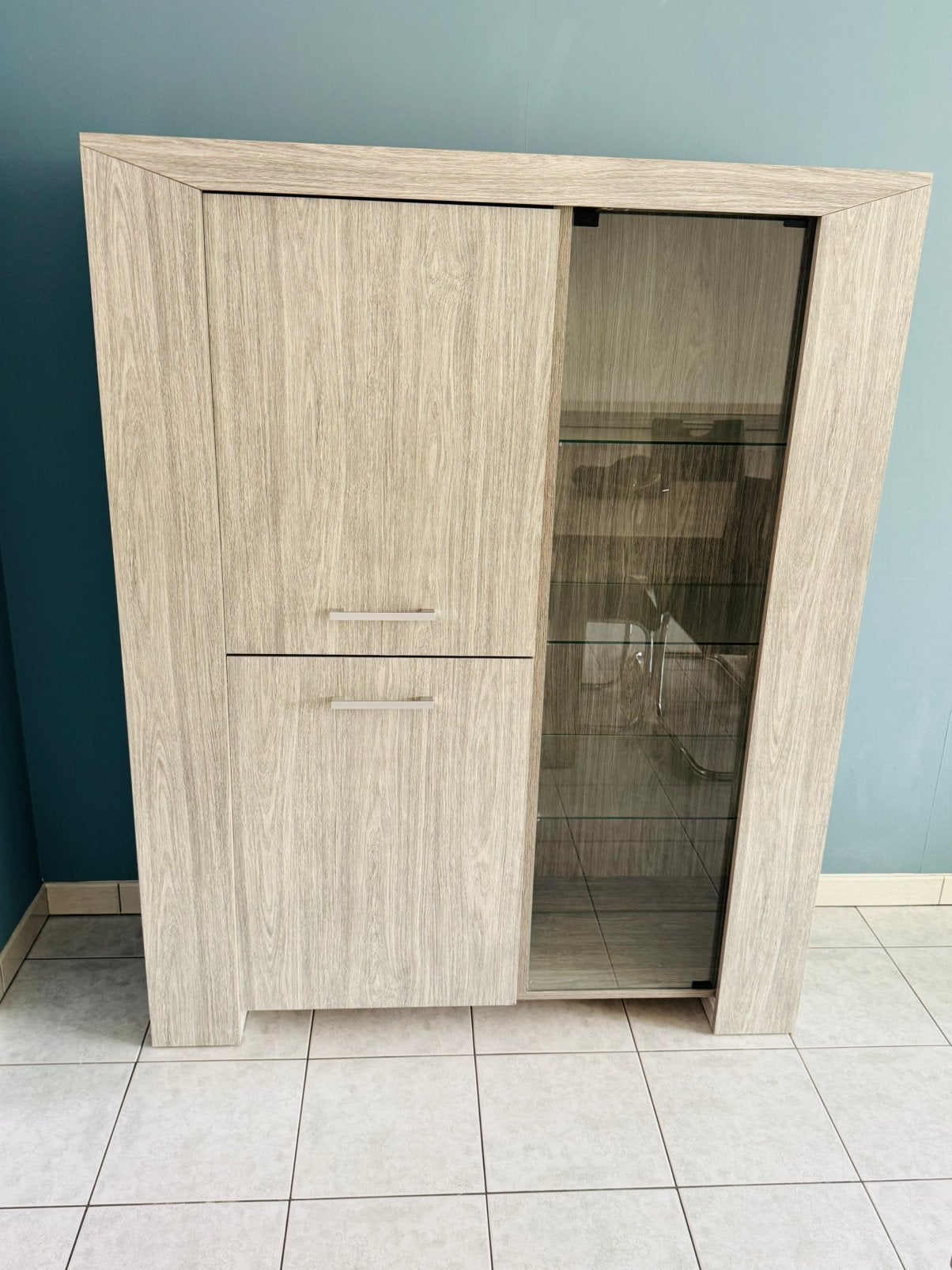 Vitrine kast, Ophalen, Overige materialen, 150 tot 200 cm, 150 tot 200 cm
