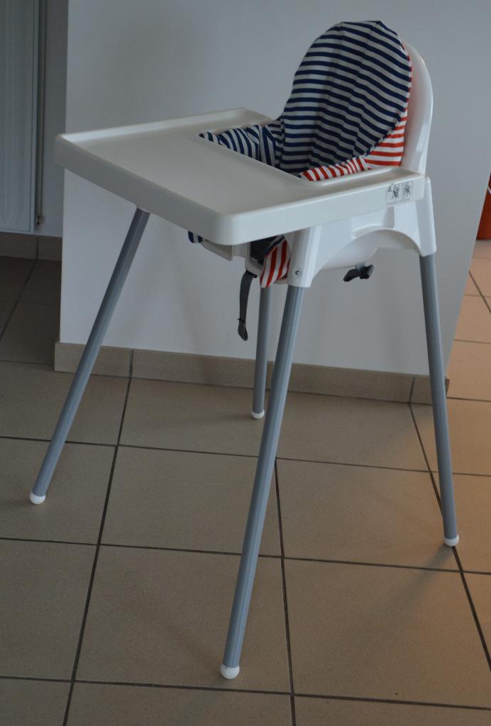 chaise enfant, Enfants & Bébés, Enlèvement, Comme neuf